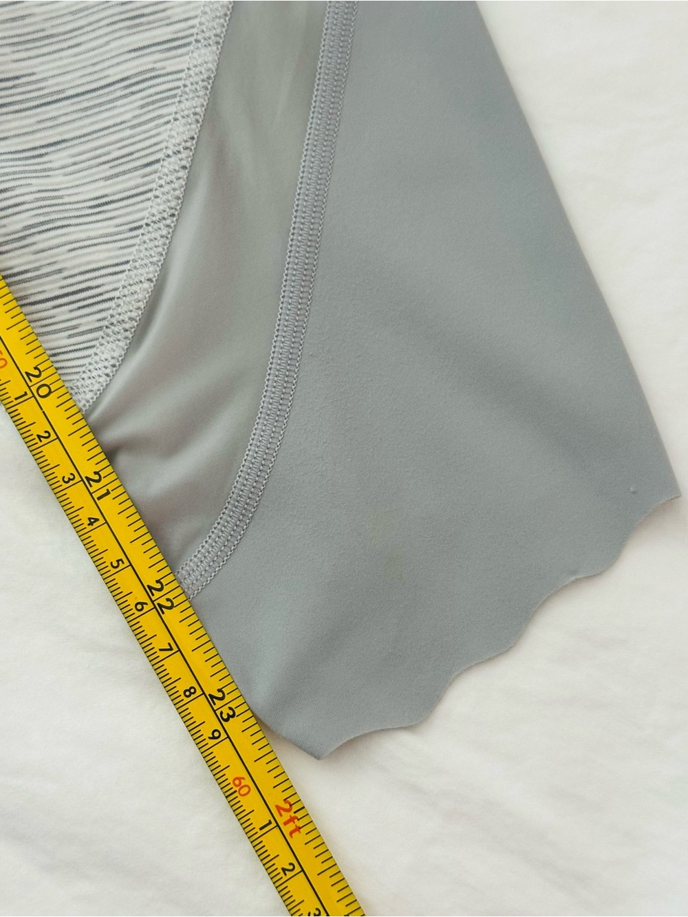 Lululemon Wunder Under Crop II *Roll Down Scallop* We Are From Space Nimbus Sz 6 - Picture 9 of 13